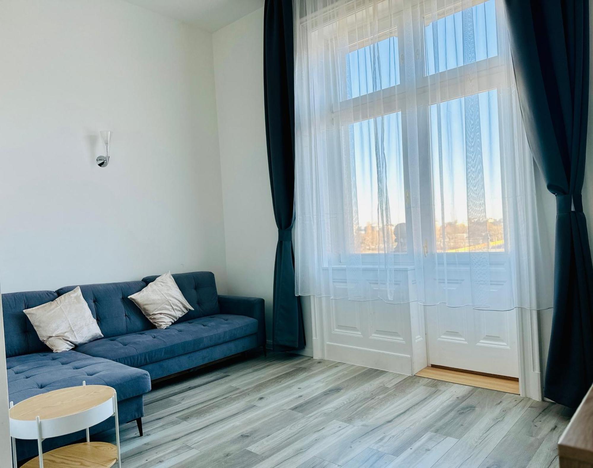 Over The Danube Budapest Exterior photo