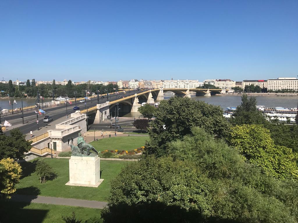 Over The Danube Budapest Exterior photo
